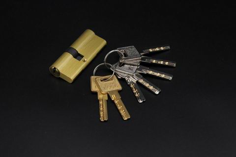 超b级和c级锁芯有什么分别？